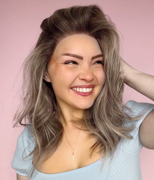 Eisley | Sandy Bronde Highlighted Remy Human Hair Lace Front Wig S/M - UniWigs ® Official Site